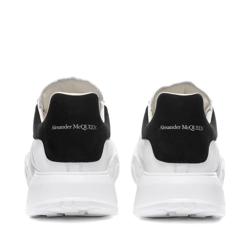 アレキサンダー・マックイーン メンズ スニーカー シューズ Alexander McQueen Court Trainer White & Black