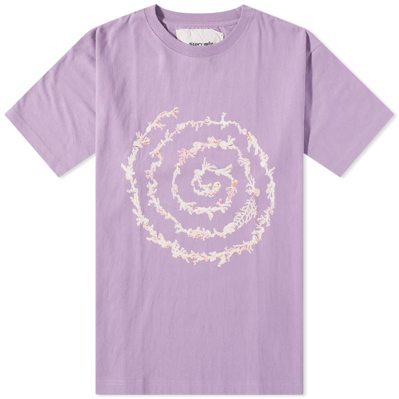 【送料無料】 ストーリーエムエフジー メンズ Tシャツ トップス Story mfg. Coral Grateful Logo T-Shirt Lilac Coral