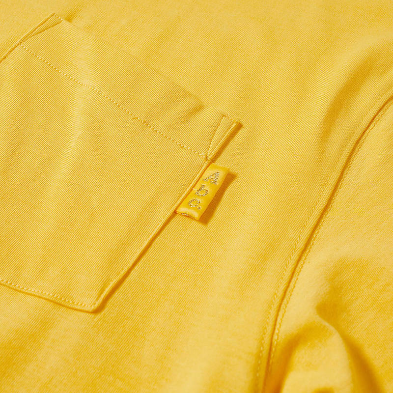 アドバイザリーボードクリスタルズ メンズ Tシャツ トップス Advisory Board Crystals 123 Pocket Tee Sphene Yellow