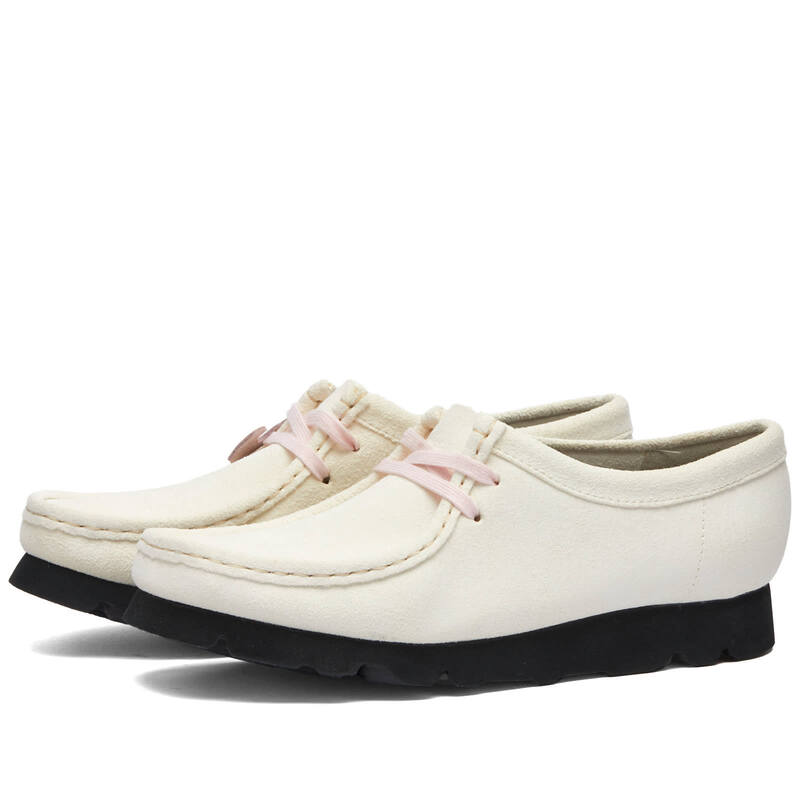 楽天ReVida 楽天市場店【送料無料】 クラークス レディース スニーカー シューズ Clarks Originals x Paper Girl Wallabee White