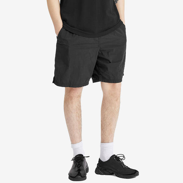 【送料無料】 ストーンアイランド メンズ ハーフパンツ・ショーツ 水着 Stone Island Ghost Piece Nylon Smerigliato Swim Shorts Black