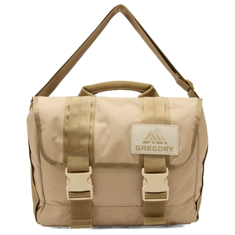 【送料無料】 グレゴリー メンズ ショルダーバッグ バッグ Gregory Jawbreaker Messenger Bag Field Tan