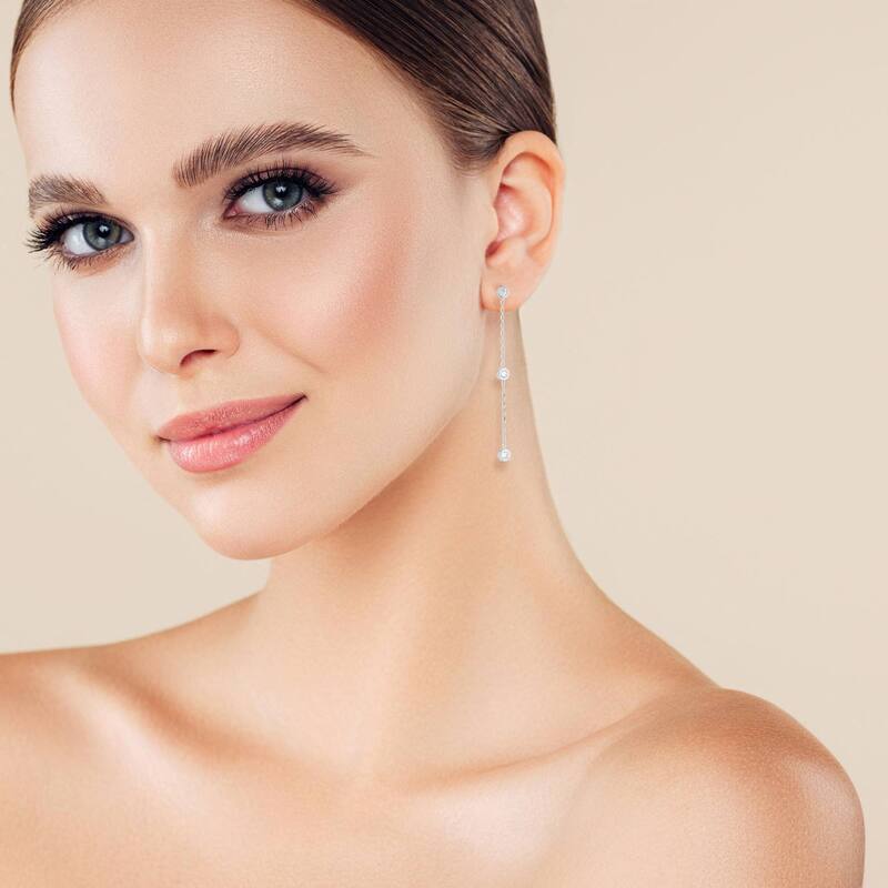【送料無料】 Sunkissed Sterling レディース ピアス・イヤリング アクセサリー Sunkissed Sterling Sterling Silver Cubic Zirconia Linear Drop Earrings Silver Tone
