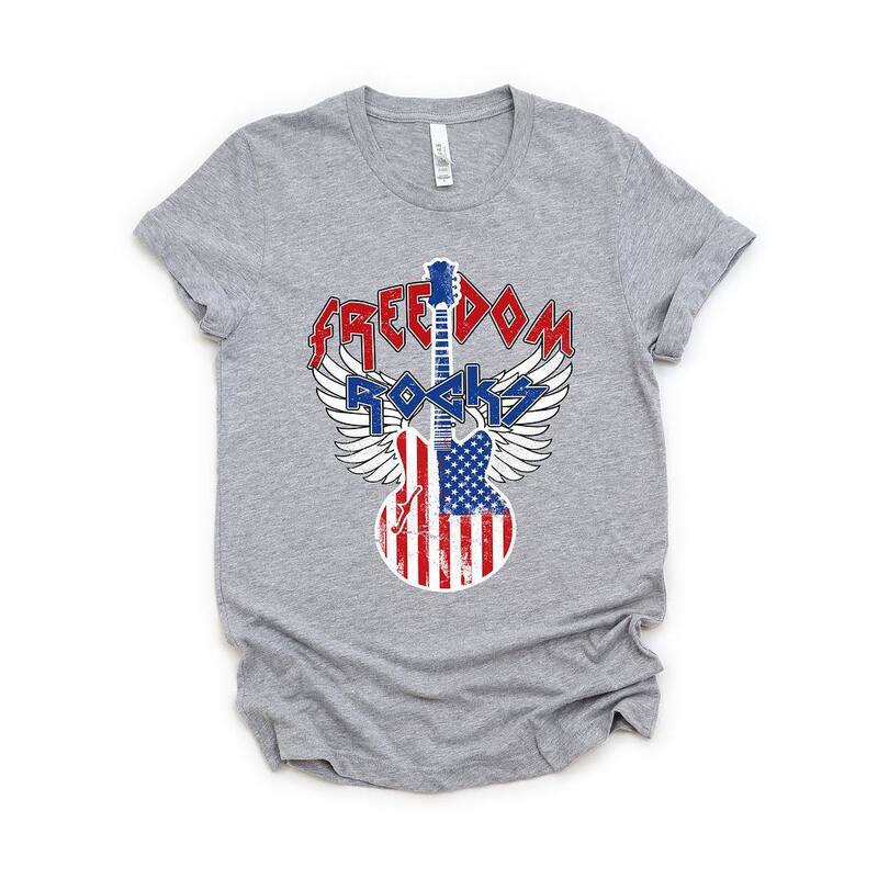 【送料無料】 Simply Sage Market レディース Tシャツ トップス Freedom Rocks Short Sleeve Graphic Tee Heather Grey