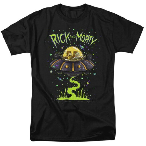 【送料無料】 ライセンス キャラクター メンズ Tシャツ トップス Rick And Morty Ufo Short Sleeve Adult T-shirt Black 【送料無料】 ライセンス キャラクター メンズ Tシャツ トップス Rick And Morty Ufo Short Sleeve Adult T-shirt Black