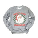 【送料無料】 Simply Sage Market レディース Tシャツ トップス Don't Stop Believin' Santa Checkered Sweatshirt Graphite
