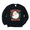 【送料無料】 Simply Sage Market レディース Tシャツ トップス Don't Stop Believin' Santa Checkered Sweatshirt Midnight
