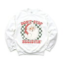 【送料無料】 Simply Sage Market レディース Tシャツ トップス Don't Stop Believin' Santa Checkered Sweatshirt White