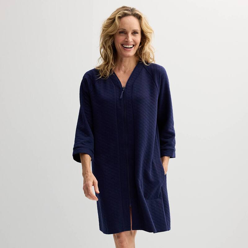【送料無料】 クロフト&バロー レディース ナイトウェア アンダーウェア Women's Croft & Barrow Quilted Zip Short Robe Navy Rae