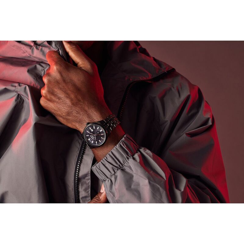 【送料無料】 シチズン メンズ 腕時計 アクセサリー Citizen Men's Eco-Drive Star Wars Darth Vader Returns Black IP Stainless Steel Watch & Pin Box Set - BM7255-61W Black