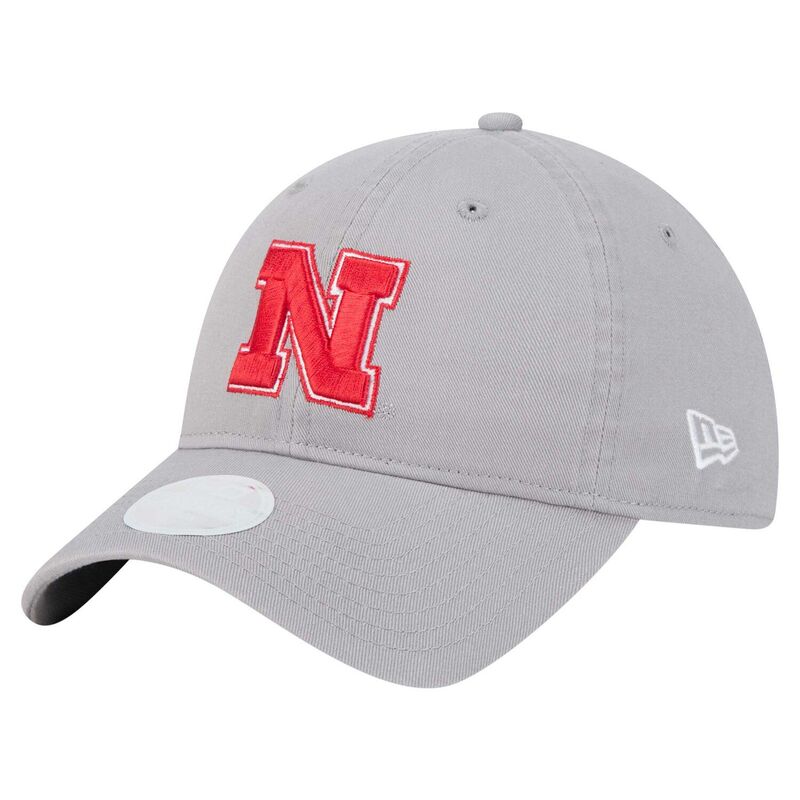 【送料無料】 ニューエラ レディース 帽子 アクセサリー Women's New Era Gray Nebraska Huskers Logo 9TWENTY Adjustable Hat Neb Grey