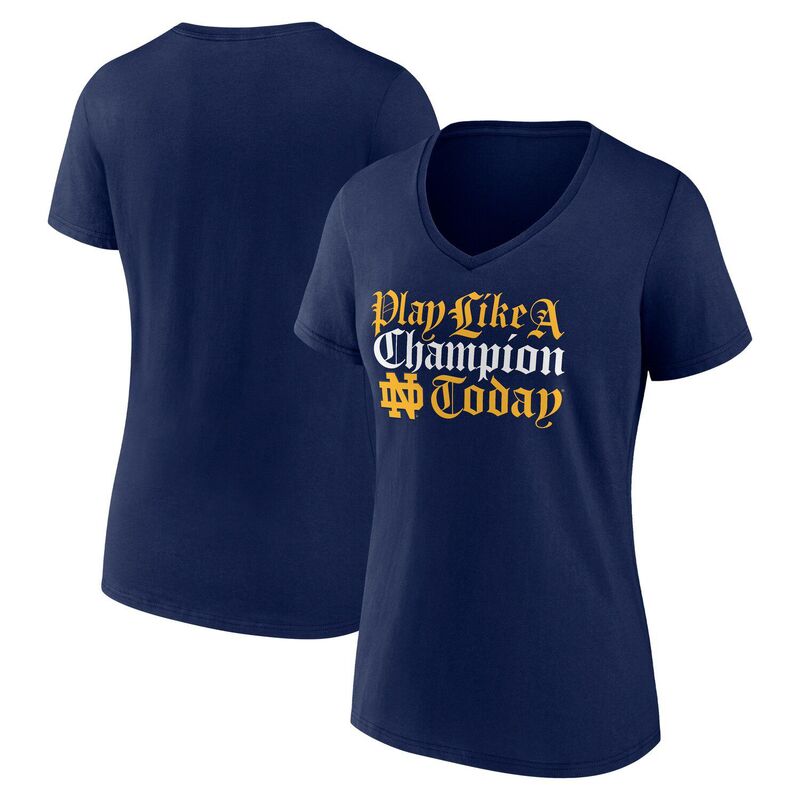 【送料無料】 ファナティクス レディース Tシャツ トップス Women's Fanatics Navy Notre Dame Fighting Irish Play Like a Champion Old English V-Neck T-Shirt Ntd Navy