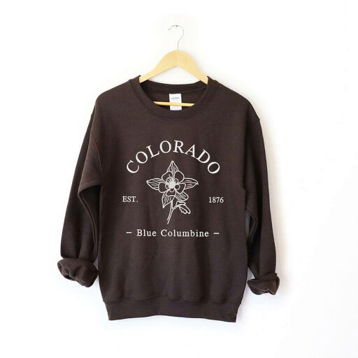 【送料無料】 Simply Sage Market レディース Tシャツ トップス Embroidered Colorado Flower Sweatshirt Chocolate 【送料無料】 Simply Sage Market レディース Tシャツ トップス Embroidered Colorado Flower Sweatshirt Chocolate