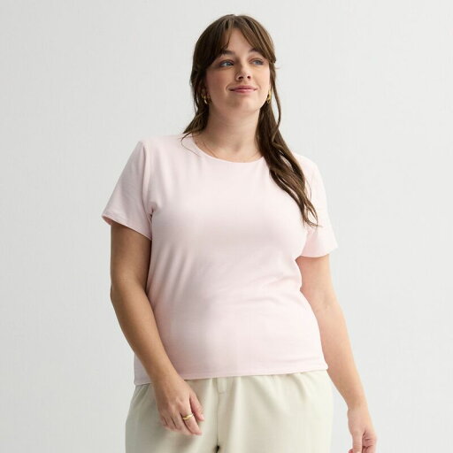 【送料無料】 エスオー レディース Tシャツ トップス Juniors' Plus Size SO Short Sleeve Knit Tee Light Pink 【送料無料】 エスオー レディース Tシャツ トップス Juniors' Plus Size SO Short Sleeve Knit Tee Light Pink