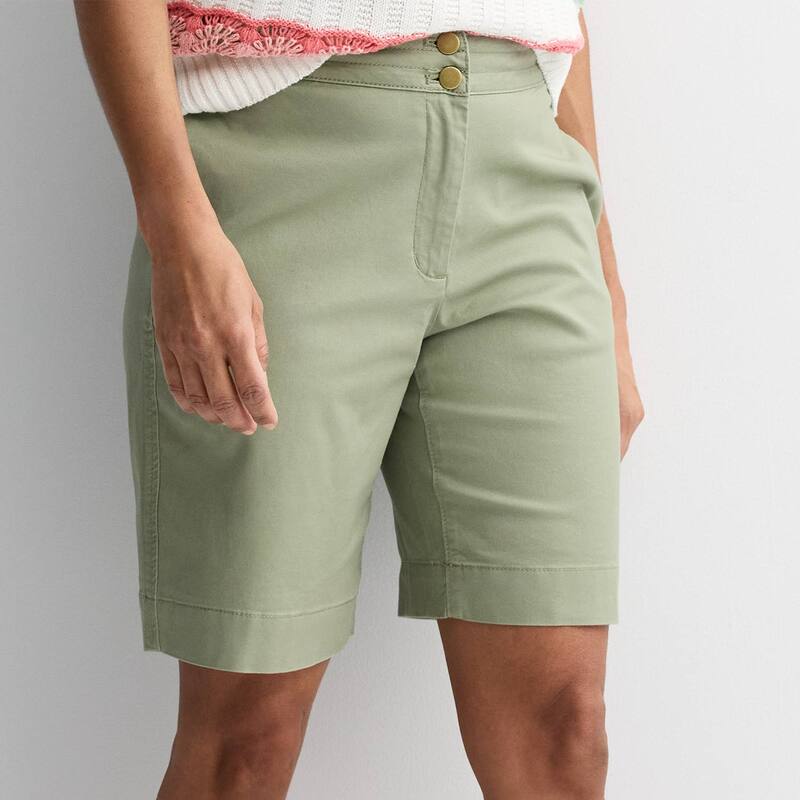 【送料無料】 クロフト&バロー レディース ハーフパンツ・ショーツ ボトムス Women's Croft & Barrow Chino Bermuda Shorts Iron Weld