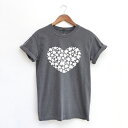 【送料無料】 Simply Sage Market レディース Tシャツ トップス Shamrock Heart Garment Dyed Tees Pepper(4)