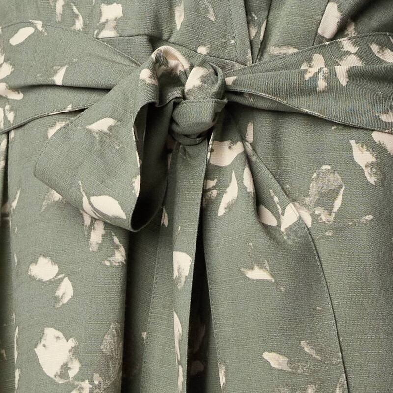 【送料無料】 ヴェラウォン レディース ワンピース トップス Petite Simply Vera Vera Wang Tie-Front Dress Large Green Petal