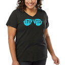 【送料無料】 エルエーポップアート レディース Tシャツ トップス Beach Vibes - Women's Plus Size Word Art V-Nec...