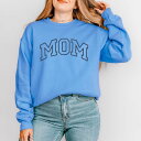 【送料無料】 Simply Sage Market レディース Tシャツ トップス Simply Sage Market Embroidered Mom Varsity Outline Sweatshirt Carolina