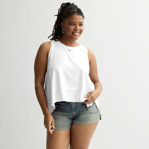 【送料無料】 エスオー レディース Tシャツ トップス Juniors' Plus Size SO Relaxed Tank Top Modern White 【送料無料】 エスオー レディース Tシャツ トップス Juniors' Plus Size SO Relaxed Tank Top Modern White