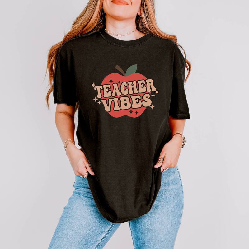 Simply Sage Market レディース トップス Tシャツ Simply Sage Marketeacher Vibes Apple Garment Dyed Tee Black ブラック