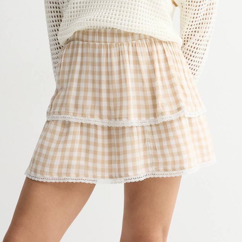 【送料無料】 エスオー レディース スカート ボトムス Juniors' SO Tiered Mini Skirt Tiny Brown Ginham