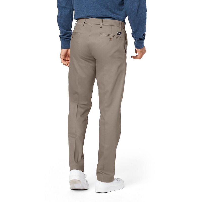 【送料無料】 ドッカーズ メンズ カジュアルパンツ ボトムス Men's DockersR Signature Iron-Free Stain Defender Straight-Fit Khaki Pants Burma Grey