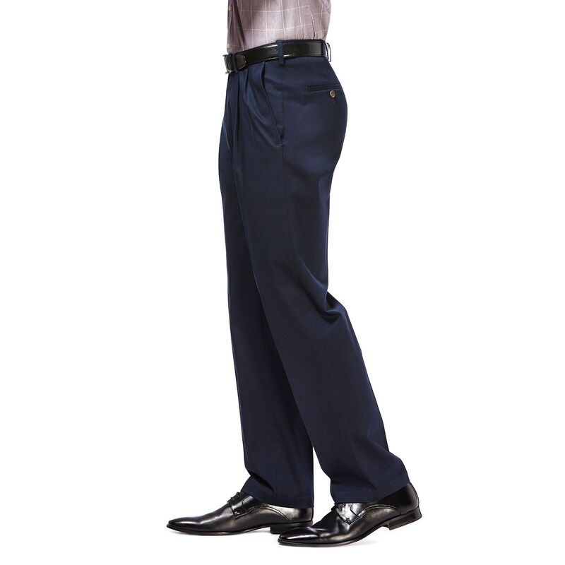 【送料無料】 ハガー メンズ カジュアルパンツ ボトムス Men’s HaggarR Premium No-Iron Khaki Stretch Classic-Fit Pleated Expandable Waist Pants Dark Navy