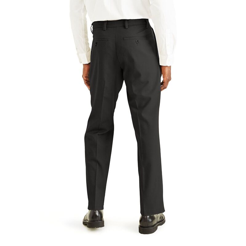 【送料無料】 ドッカーズ メンズ カジュアルパンツ ボトムス Men's DockersR Stretch Easy Khaki Classic-Fit Pleated Pants Burma Gray