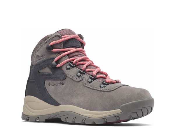 コロンビア レディース ブーツ・レインブーツ シューズ Newton Ridge Plus Hiking Boot - Women's Taupe/Salmon