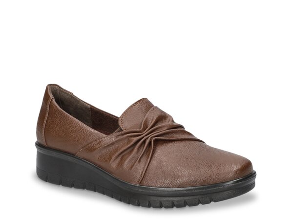 楽天ReVida 楽天市場店【送料無料】 イージーストリート レディース スリッポン・ローファー シューズ Faith Slip-On Dark Brown