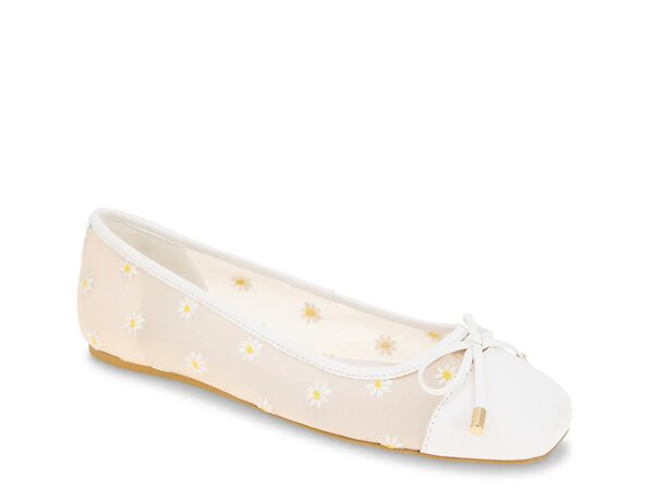 【送料無料】 BCBジェネレーション レディース パンプス シューズ Hartly Ballet Flat White Floral Mesh(4)