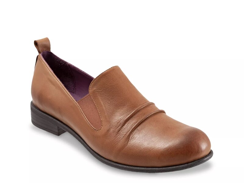 �֥��� ��ǥ����� ���塼�� ����åݥ󡦥����ե��� Bueno Wendy Slip-On Cognac