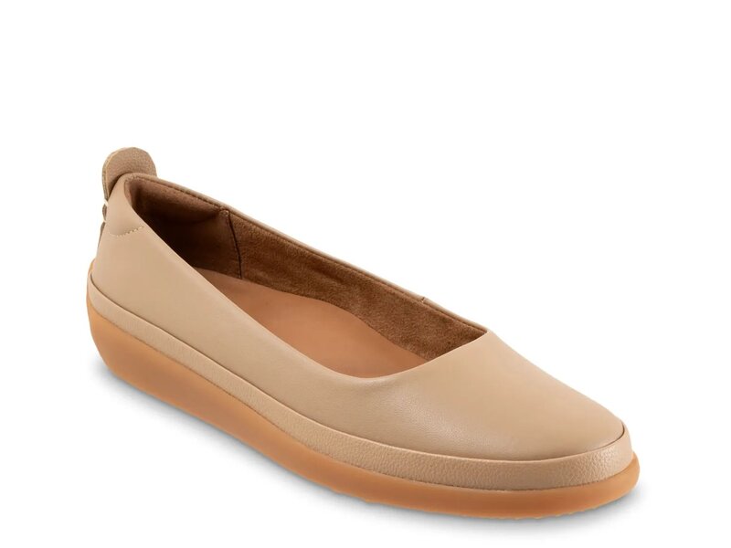 ���եȥ������� ��ǥ����� ���塼�� ����åݥ󡦥����ե��� Softwalk Disa Slip-On Beige Leather �١�����