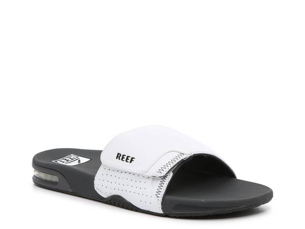 [t Y T_ V[Y Fanning Bottle Opener Slide Sandal - Men's White