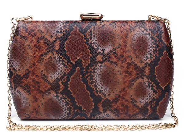 ■ブランド Urban Expressions (アーバンエクスプレッション)■商品名 Nashville Clutch■商品は海外よりお取り寄せの商品となりますので、お届けまで10日-14日前後お時間頂いております。 ■ブランド・商品・デザインによって大きな差異がある場合があります。 ■あくまで平均的なサイズ表ですので「目安」として参考にしてください。 ■お届けの商品は1枚目のお写真となります。色展開がある場合、2枚目以降は参考画像となる場合がございます。 ■只今、一部を除くすべて商品につきまして、期間限定で送料無料となります。 ※沖縄・離島・一部地域は追加送料(3,300円)が掛かります。