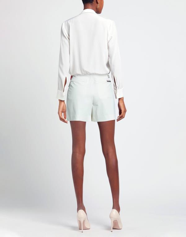 【送料無料】 デュベティカ レディース ハーフパンツ・ショーツ ボトムス Shorts & Bermuda White