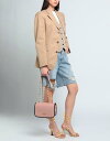 【送料無料】 ヌメロ ヴェントゥーノ レディース ショルダーバッグ バッグ Cross-body bags Pink 3