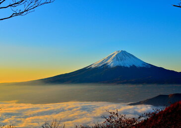 絵画風 壁紙ポスター （はがせるシール式） 天晴れの富士山と雲海 富士山 ふじやま 開運 パワースポット キャラクロ FJS-001A2 （A2版 594mm×420mm） 建築用壁紙＋耐候性塗料 インテリア