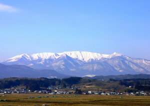 絵画風 壁紙ポスター (はがせるシール式) 蔵王連峰 蔵王山 奥羽山脈 熊野岳 日本百名山 キャラクロ ZAO-002A2 (A2版 594mm×420mm) ＜日本製＞ ウォールステッカー お風呂ポスター