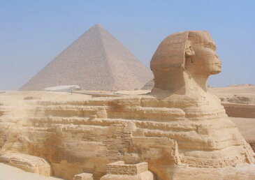 絵画風 壁紙ポスター (はがせるシール式) スフィンクスとピラミッド 古代エジプト 世界遺産 ピラミッドパワー キャラクロ ESFC-001A2 (A2版 594mm×420mm) 建築用壁紙+耐候性塗料 インテリア