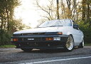 絵画風 壁紙ポスター (はがせるシール式) トヨタ AE86 スプリンター トレノ 1983年 頭文字D キャラクロ AE86-001A2 (A2版 594mm×420mm) ＜日本製＞ ウォールステッカー お風呂ポスター