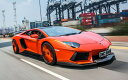絵画風 壁紙ポスター (はがせるシール式) ランボルギーニ アヴェンタドール LP700-4 赤 スーパーカー キャラクロ LAVD-019W1 (ワイド版 921mm×576mm) <日本製> ウォールステッカー お風呂ポスター