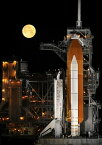 絵画風 壁紙ポスター (はがせるシール式) スペースシャトル ディスカバリー STS-119 1999年 ケネディ宇宙センター NASA キャラクロ NAS-027A2 (A2版 420mm×594mm) ＜日本製＞ ウォールステッカー お風呂ポスター