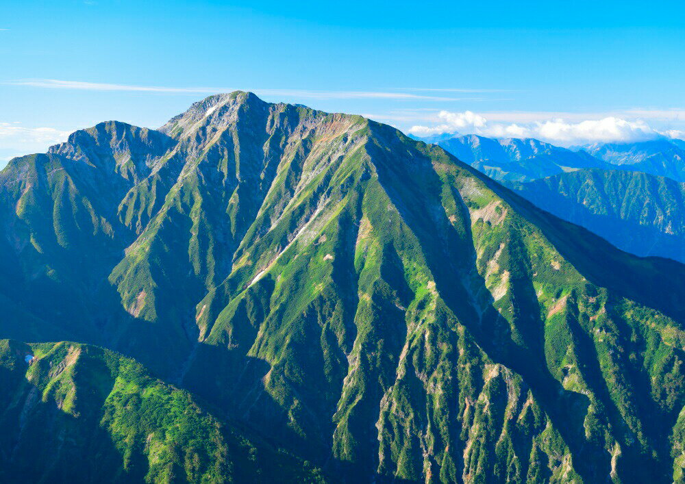 絵画風 壁紙ポスター (はがせるシール式) -地球の撮り方- 白馬三山の絶景と唐松岳登山 キャラクロ C-ZJP-031A1 (A1版 830mm×585mm) ＜日本製＞ ウォールステッカー お風呂ポスター