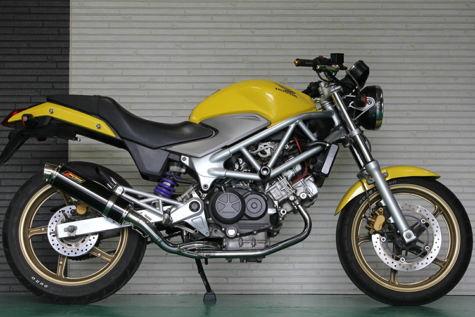 VTR250 バイクマフラー VTR-F Type LD JBK-MC33 2009年～2016年モデル対応 FI車専用 クーガ ステンレス ブラックカラー マフラー バイク用品 バイク用 バイクパーツ フルエキ フルエキゾースト カスタム パーツ ドレスアップ 交換 社外品 Realspeed リアルスピード ホンダ