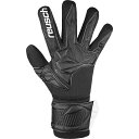 メーカー　REUSCH　ロイシュ アトラクト インフィニティ NC 品番：5460725 (7700)ブラック ￥6,500（税込 ￥7,150） ●パーム:ロイシュグリップインフィニティ ●カット:ネガティブカット ●カフ:エラスティックカフ ●機能:成形済み構造、3Dサムクロッチ、エアーベントシステム ネガティブカットに変更になり、手が小さめの方でも以前より以前より高いフィット感が得られる。耐久性のあるパームで人工芝での使用も可能。