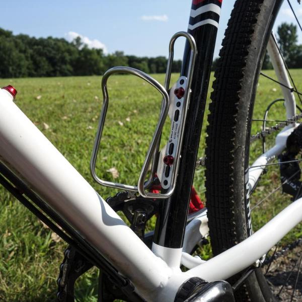 WOLF TOOTH ウルフトゥース Morse Stainless Steel Bottle Cage ステンレス ボトル...