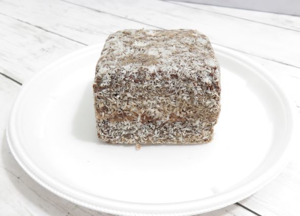 通販 激安 チョコとココナッツたっぷり美味しいアイスをお試しください Bolo Gelado De Chocolate 冷たいケーキ アイスケーキ チョコアイスケーキ チョコレート味 チョコケーキ