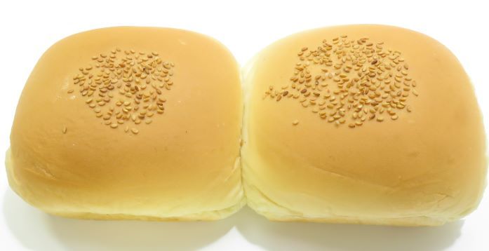 (0829)PAO PARA HAMBURGUER COM GERGELIM 2 UNIDADES �ϥ�С������ѥ󥴥��դ�2�����ꡡ�ϥ�С������ѥ󡡥ѡ��ƥ��ѡ������ѥϥ�С������ѥ󡡥С��٥��塼